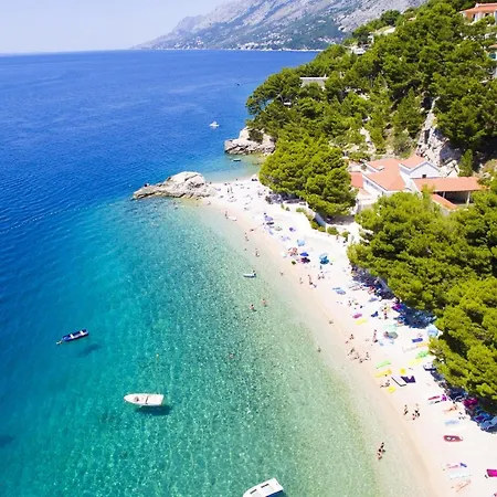 Apartments By The Sea Brela, Makarska - 6688 Apartment *