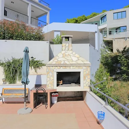 Apartments By The Sea Brela, Makarska - 6688 Brela